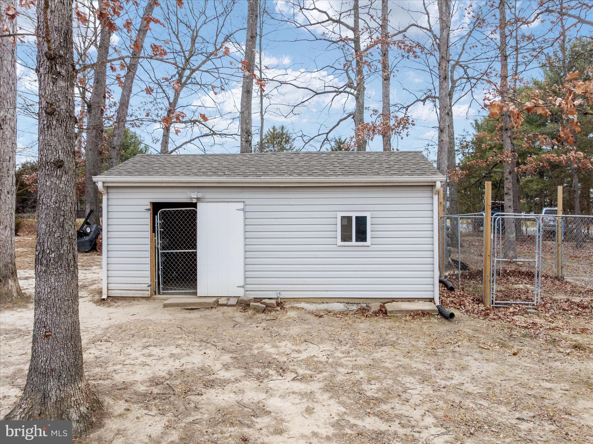 CREEK SIDE WOODS - Residential