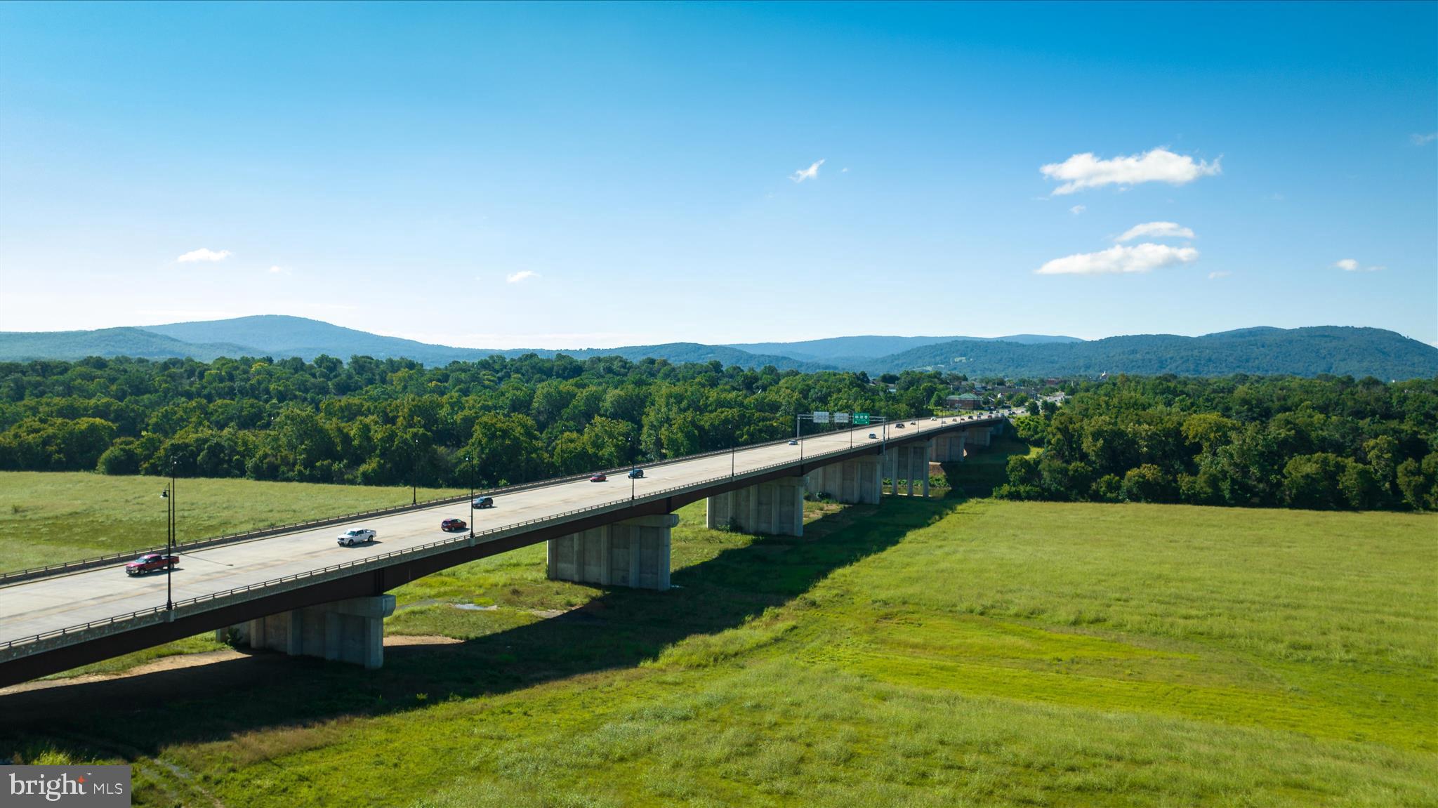CREEK SIDE WOODS - Residential