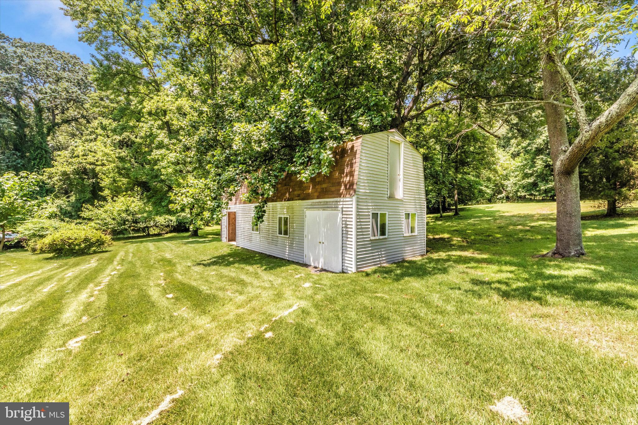 3180 HUNTING CREEK ROAD