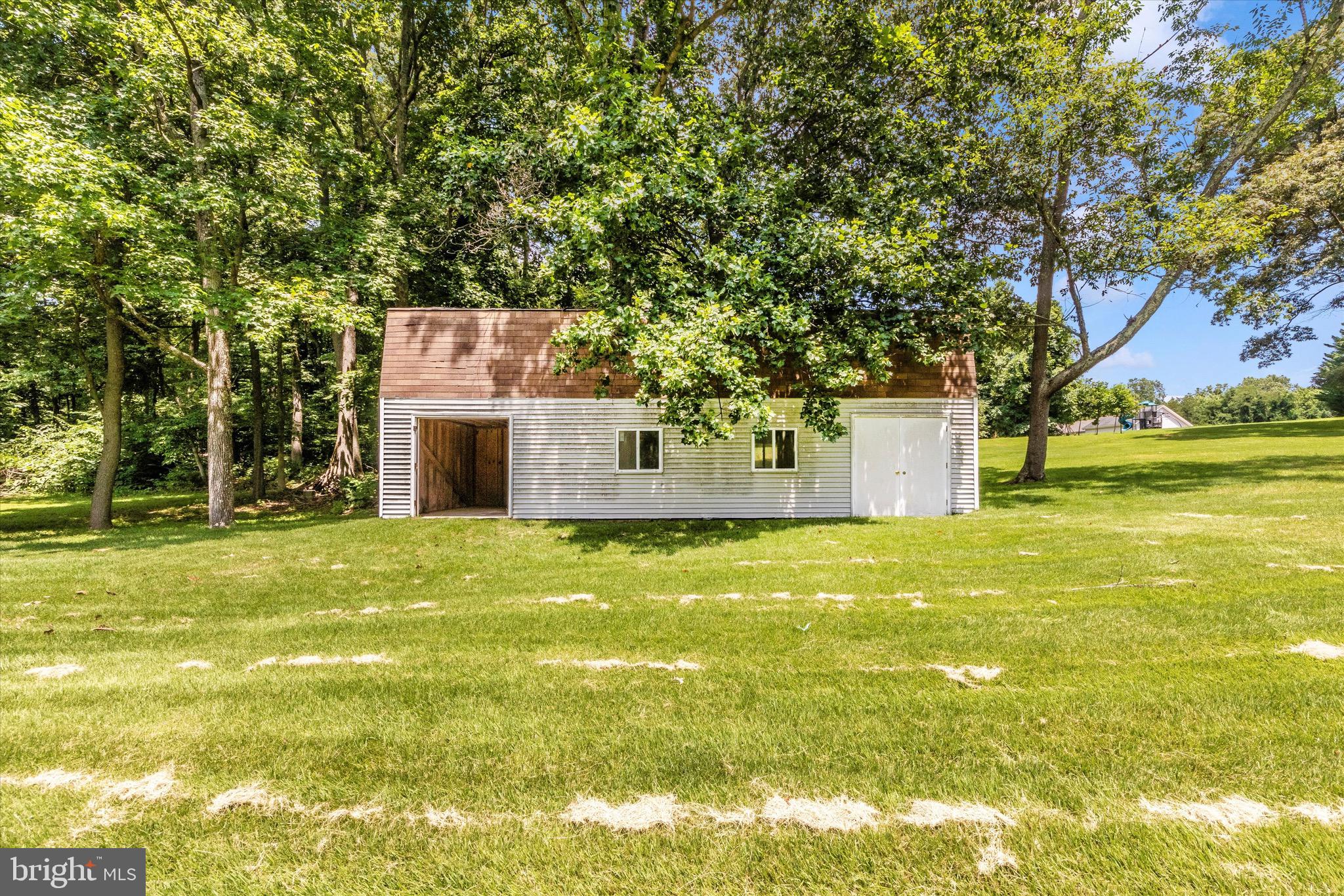 3180 HUNTING CREEK ROAD