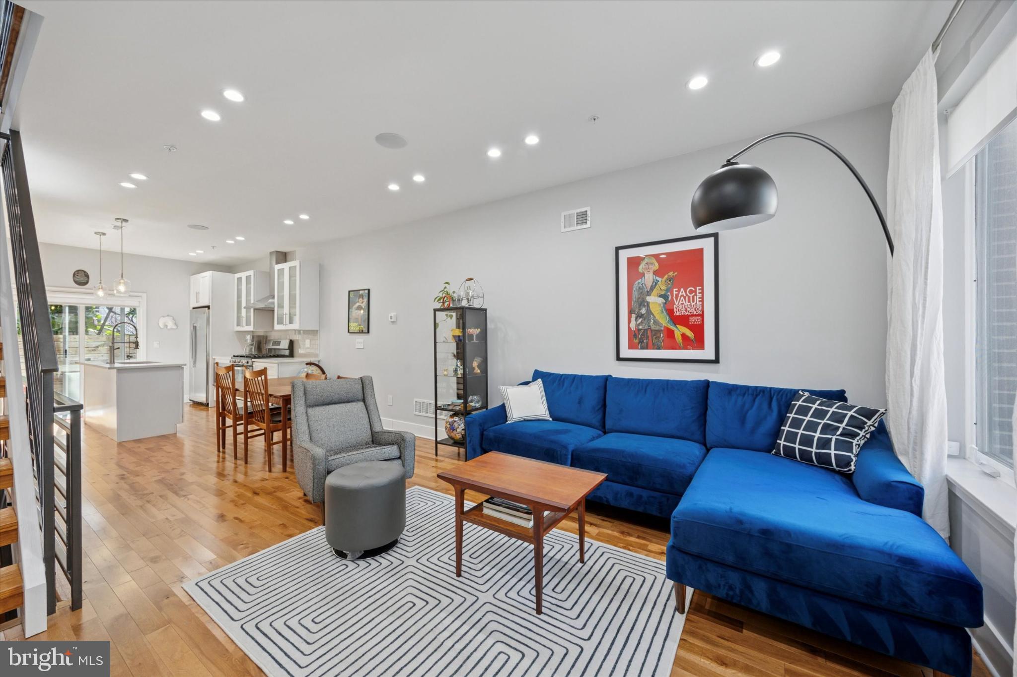 POINT BREEZE - Residential