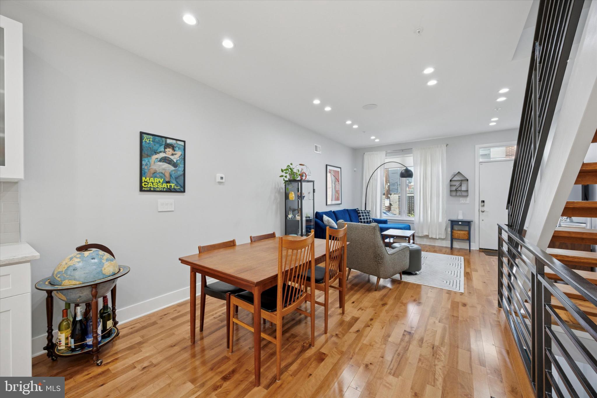 POINT BREEZE - Residential