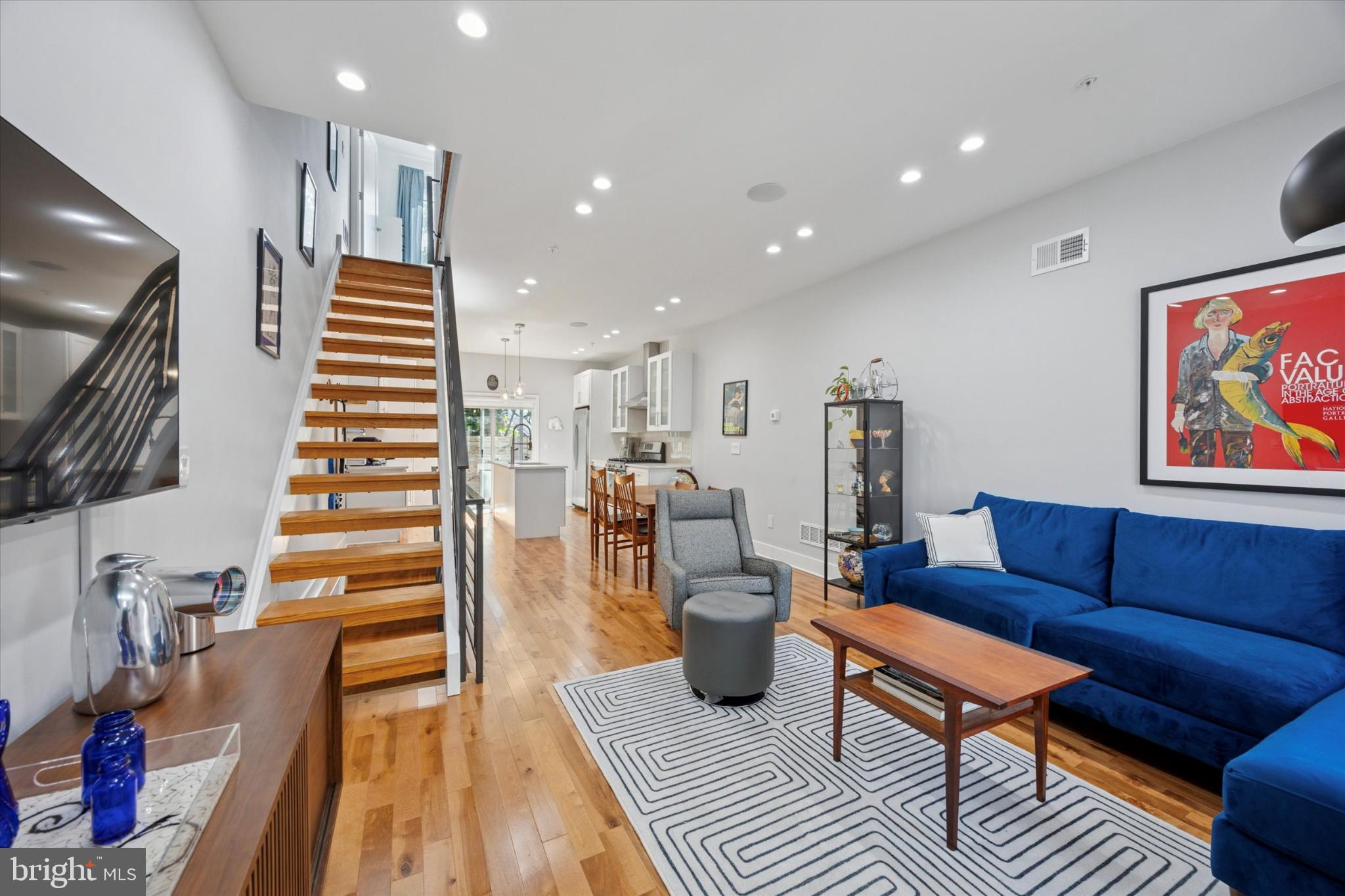 POINT BREEZE - Residential