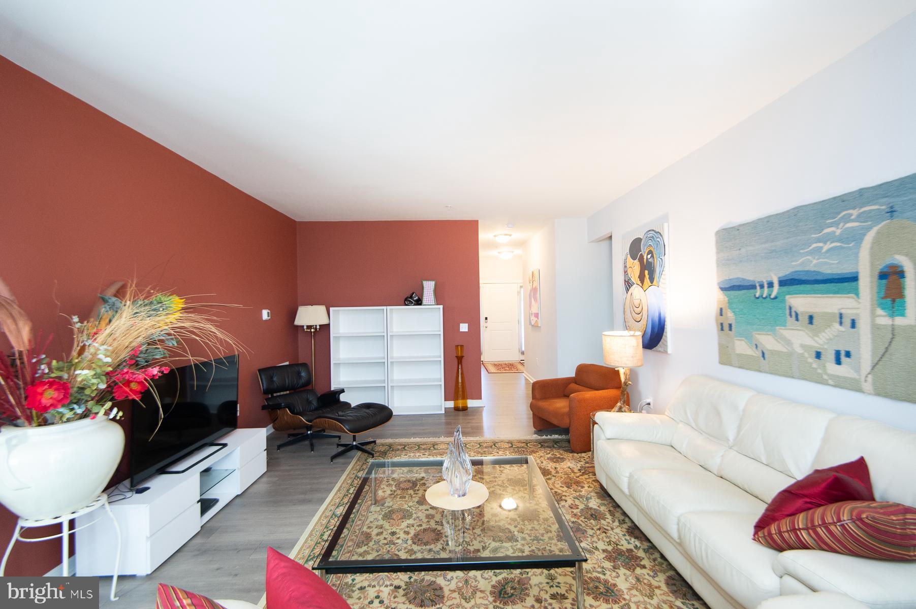 ALGONQUIN - Residential