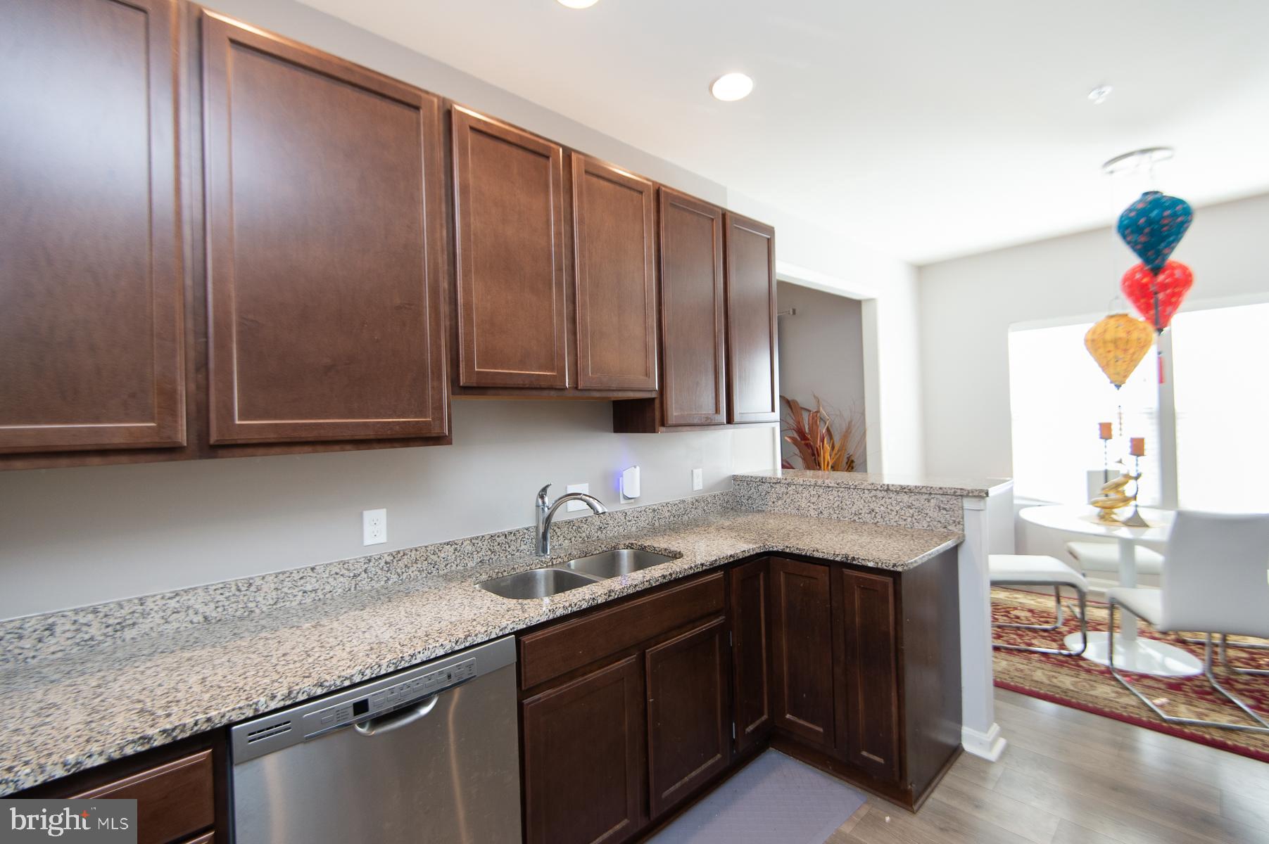 ALGONQUIN - Residential