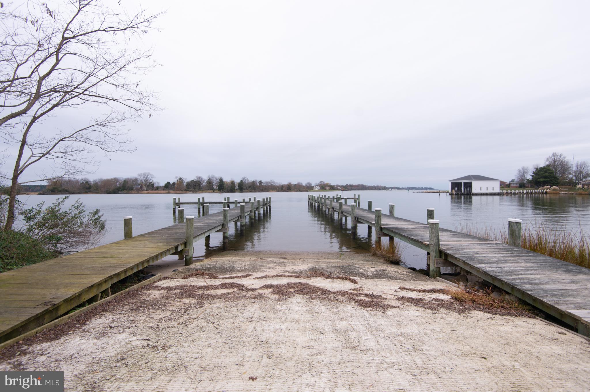 ALGONQUIN - Residential