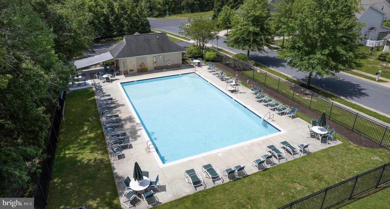 ALGONQUIN - Residential