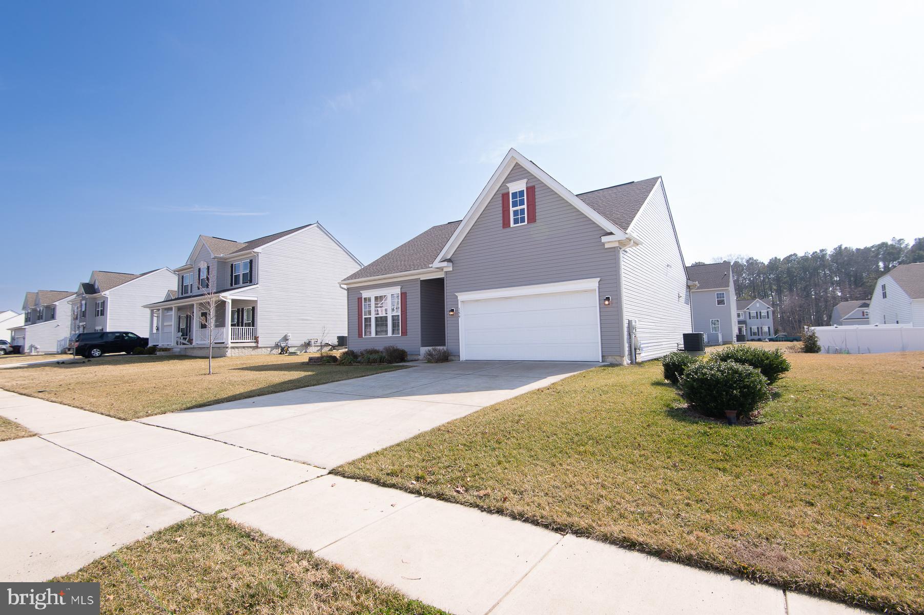 ALGONQUIN - Residential