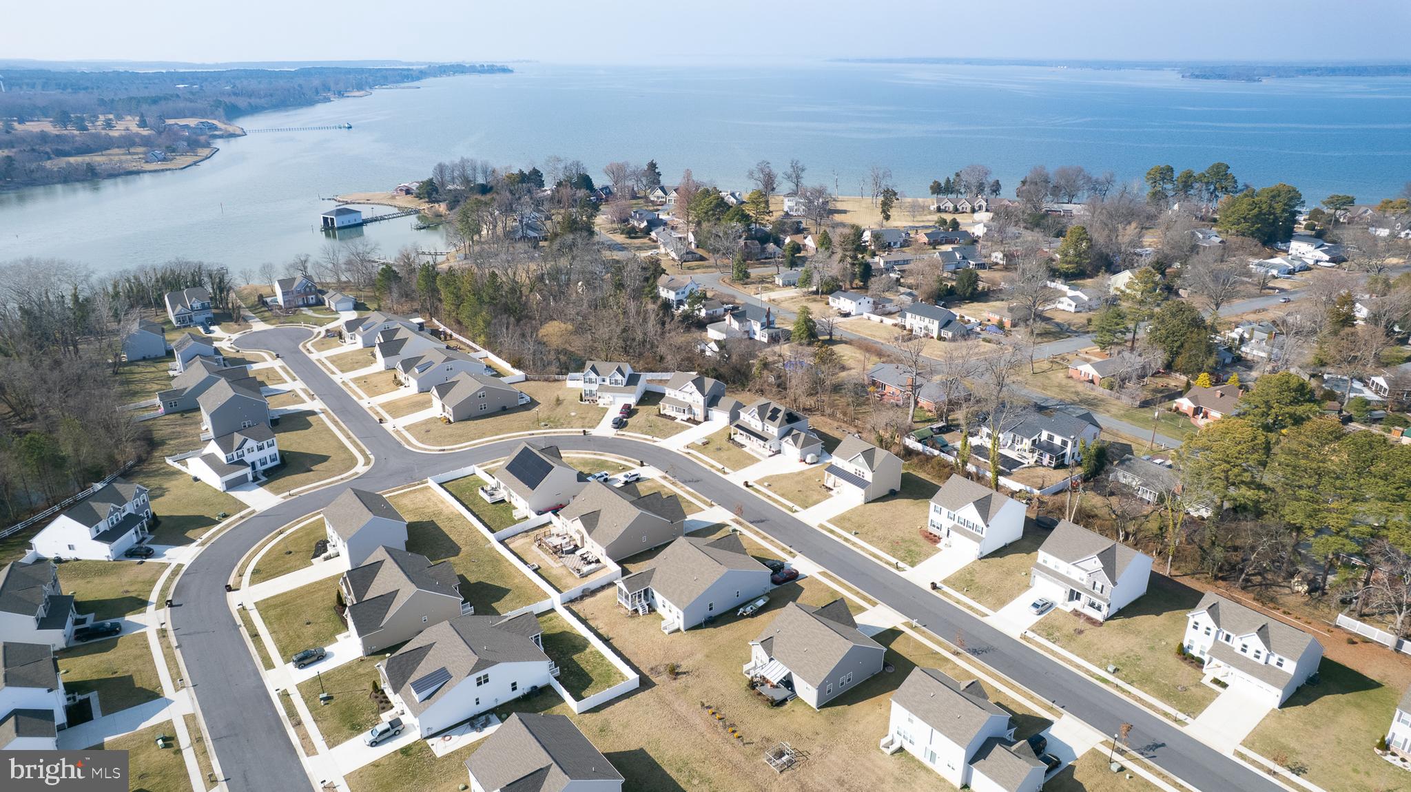 ALGONQUIN - Residential