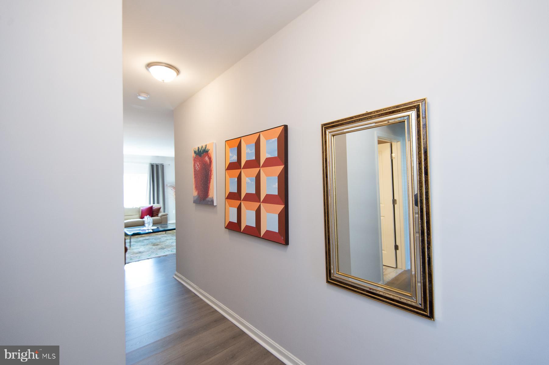 ALGONQUIN - Residential