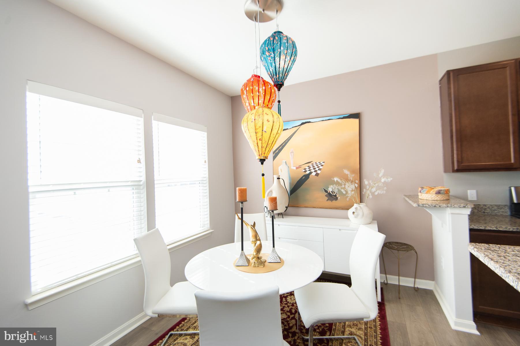 ALGONQUIN - Residential