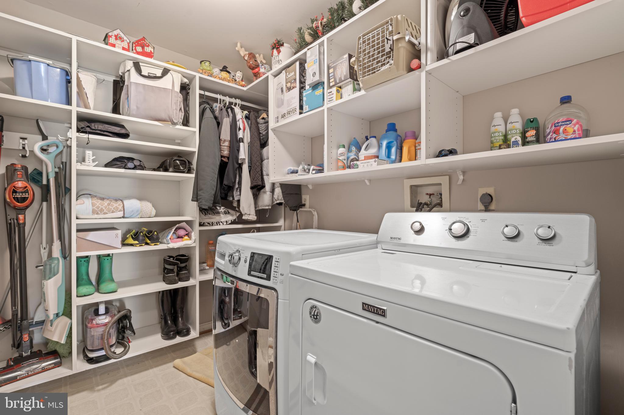 HURLINE FARMS - Residential