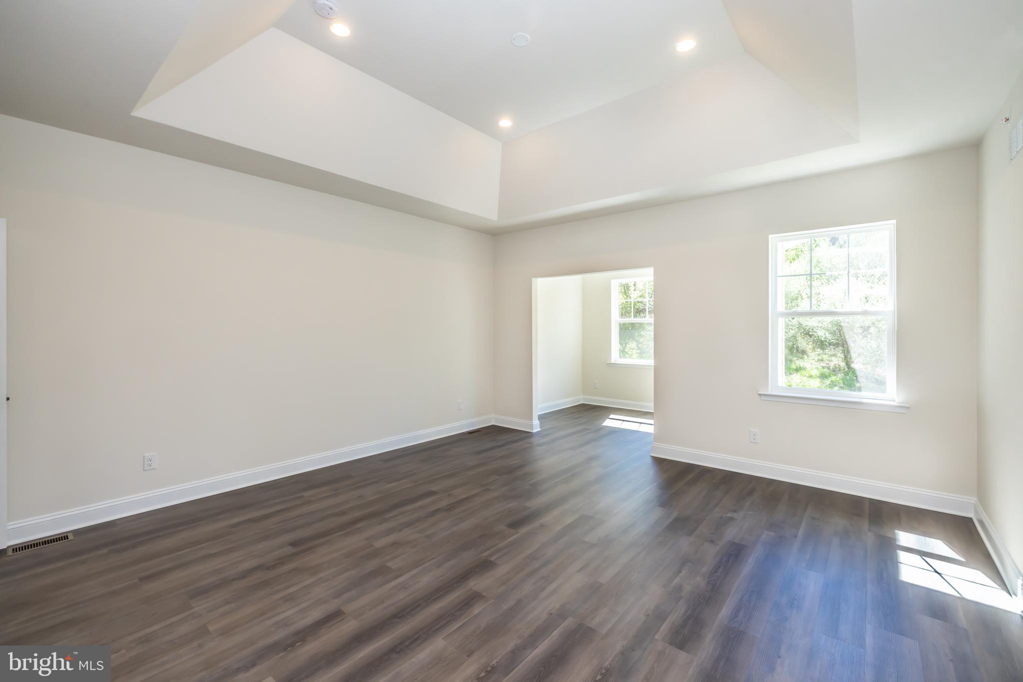 WILLISTOWN POINT - Residential