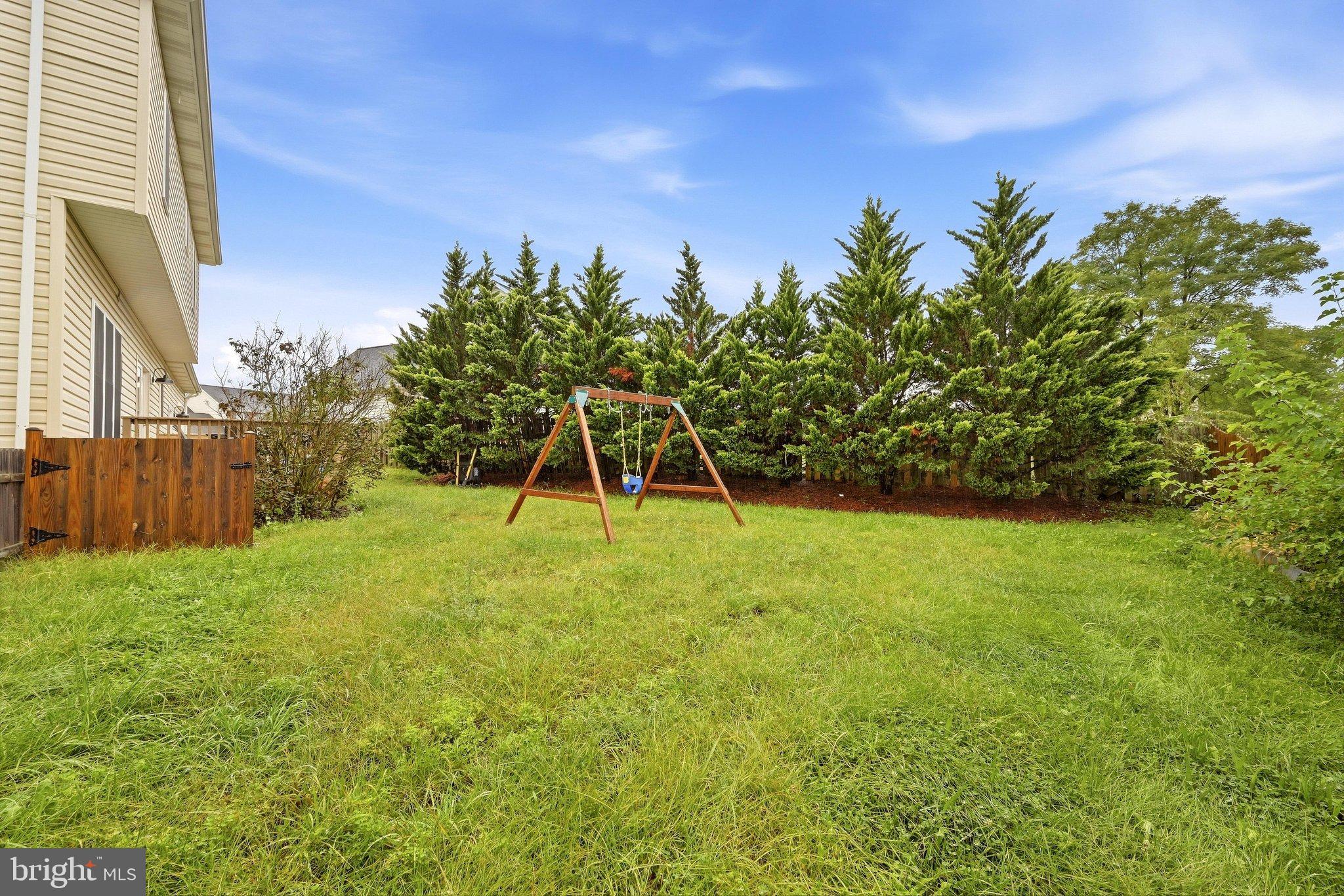 207 CLYDESDALE DRIVE