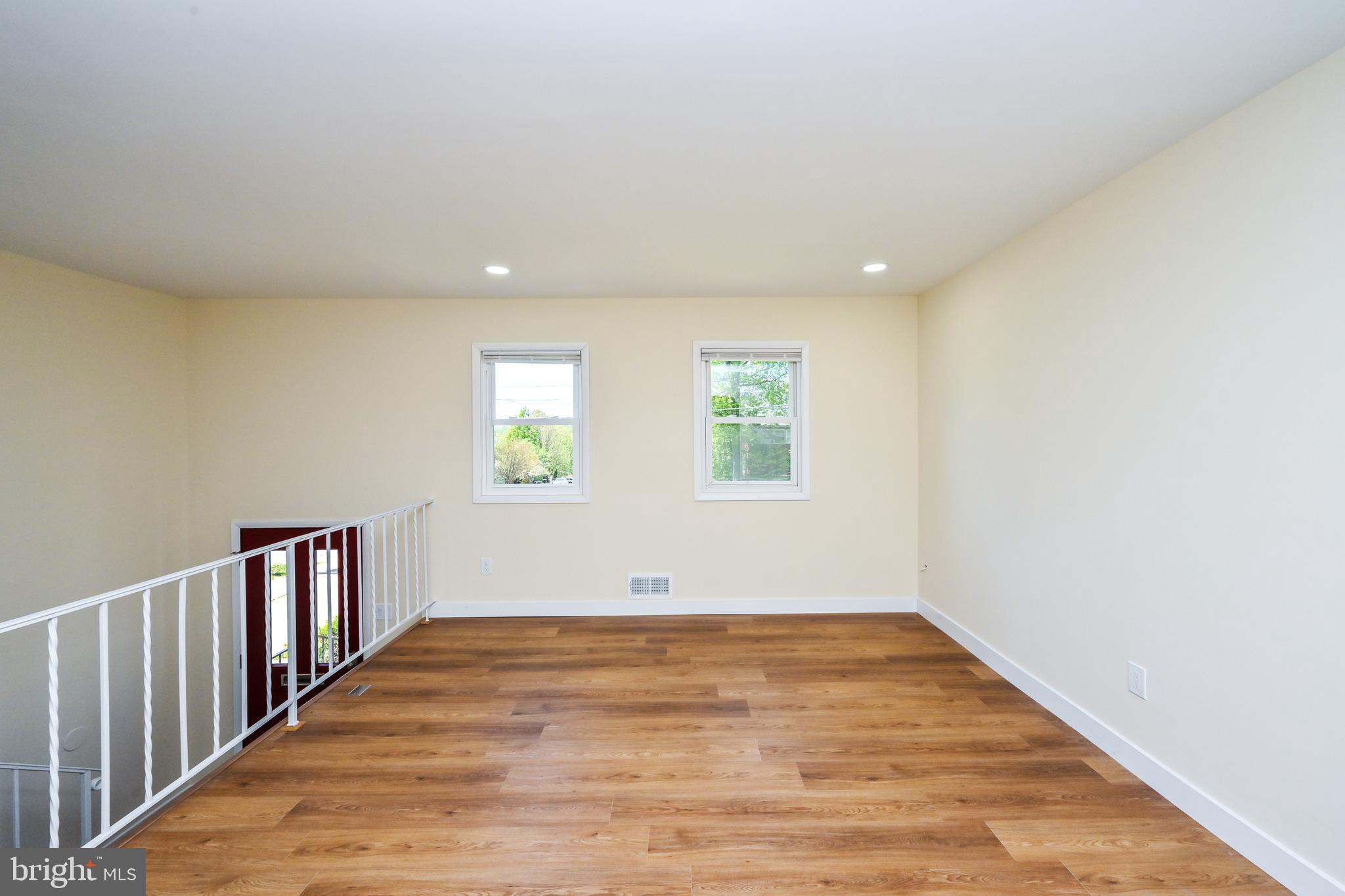 FALLS CHURCH - Residential Lease