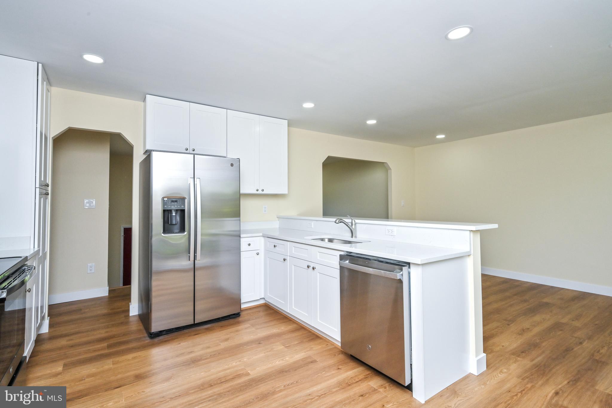 FALLS CHURCH - Residential Lease