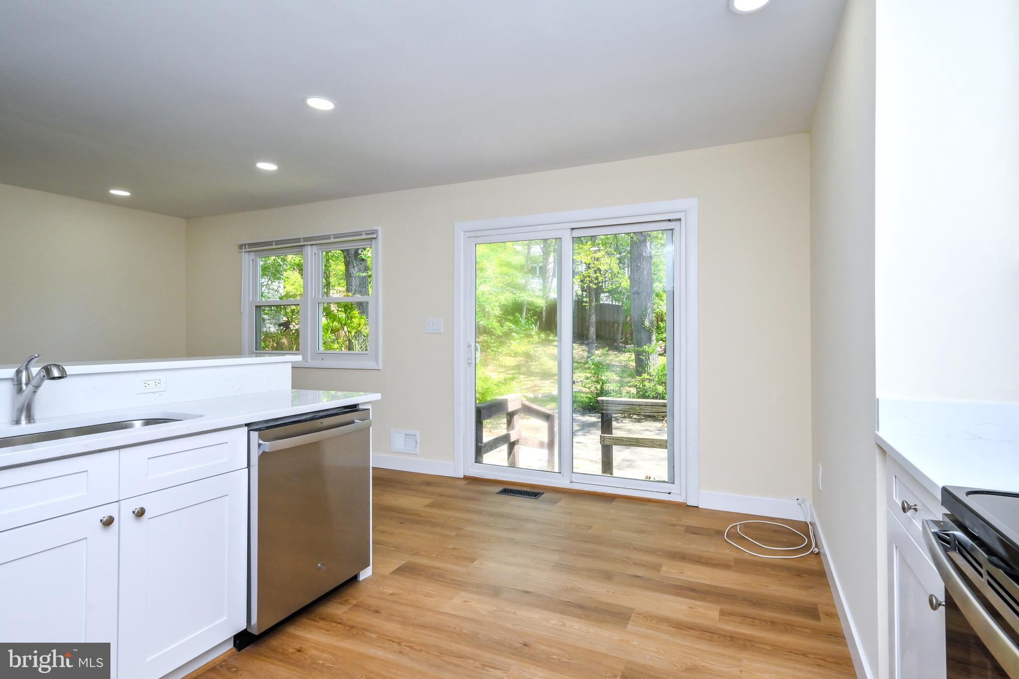 FALLS CHURCH - Residential Lease