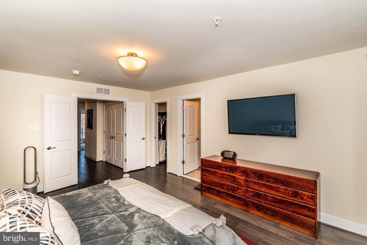 CROWN FARM - Residential Lease