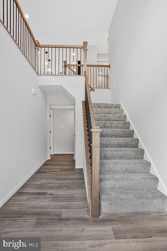 10 POPLAR LANE E