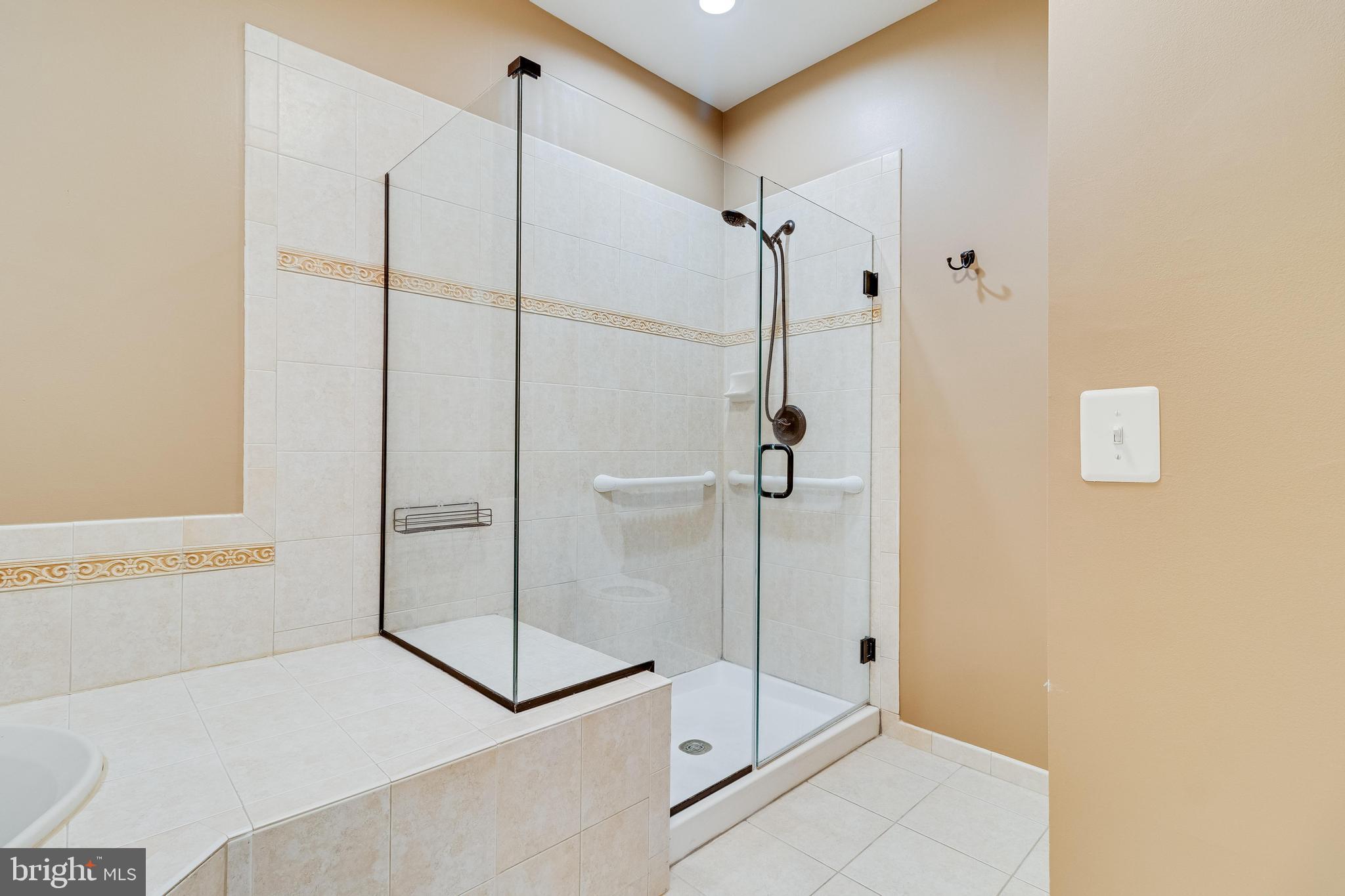 SOLOMONS LANDING - Residential