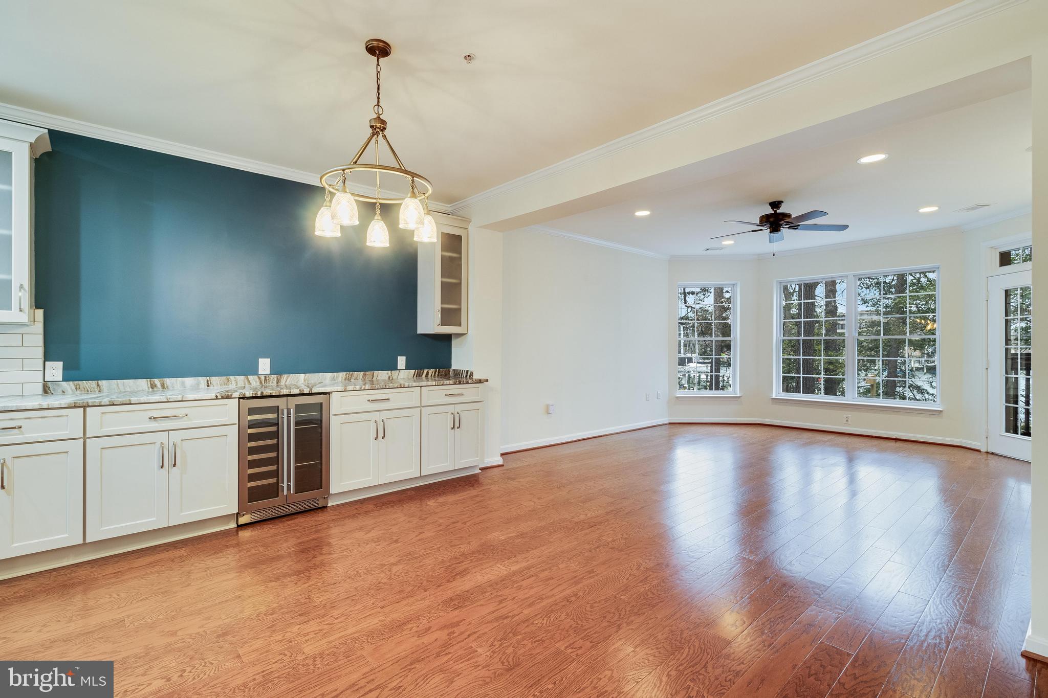 SOLOMONS LANDING - Residential