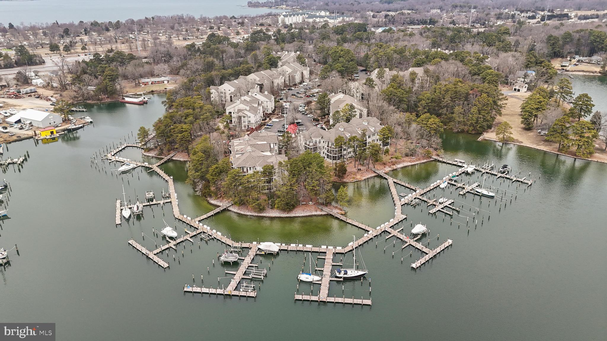 SOLOMONS LANDING - Residential