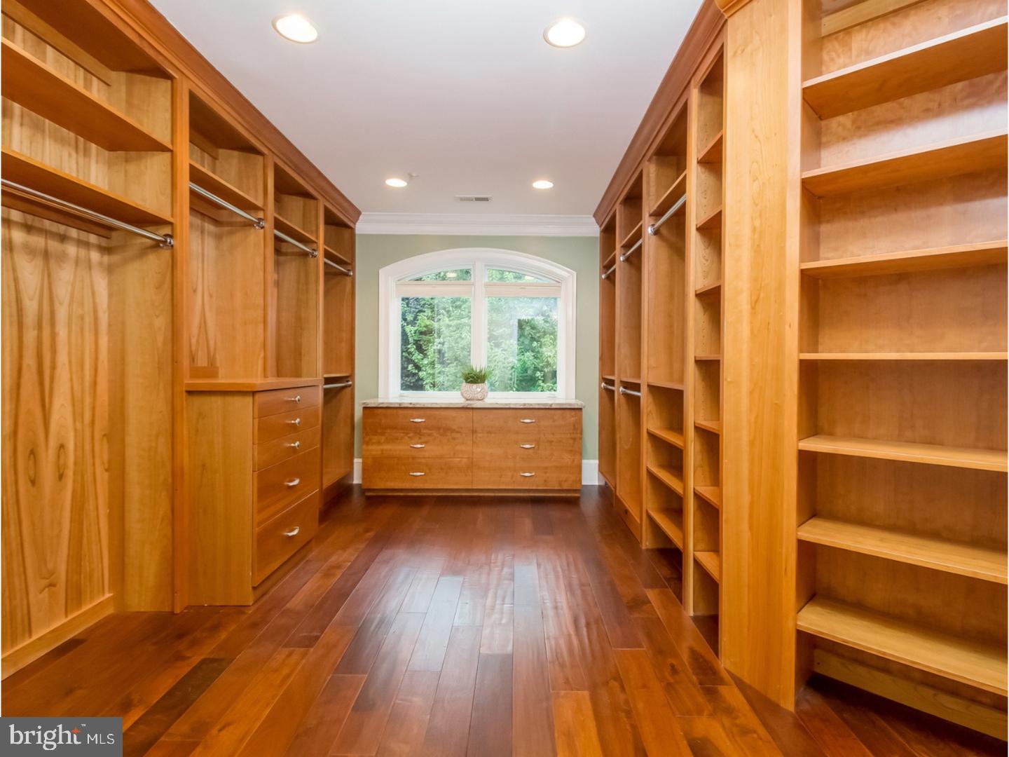 HARRISON ESTATE - Residential