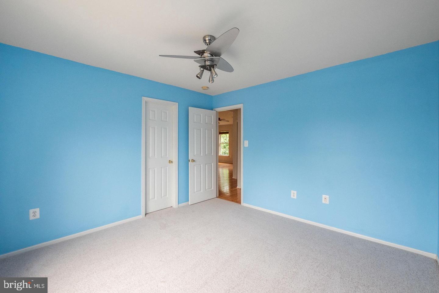 ENGLAND RUN NORTH - Residential Lease