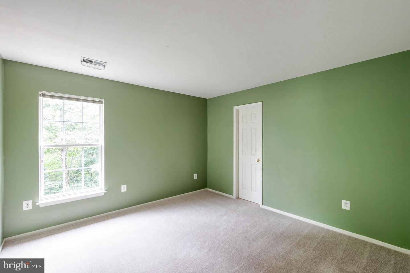 ENGLAND RUN NORTH - Residential Lease