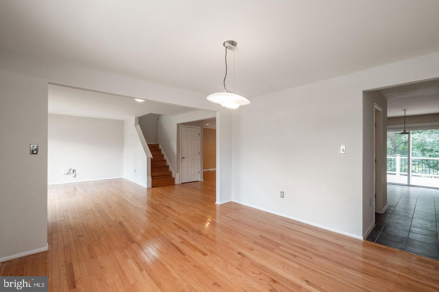 ENGLAND RUN NORTH - Residential Lease