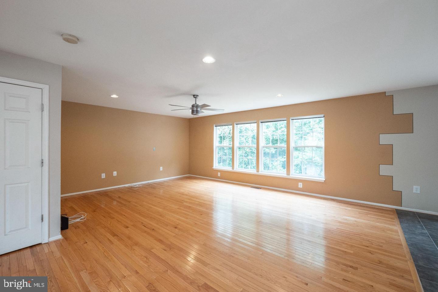 ENGLAND RUN NORTH - Residential Lease