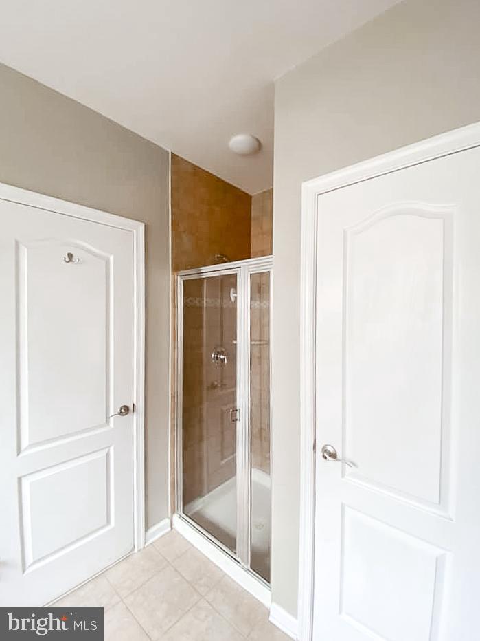 RESIDENCES AT BRAMBLETON - Residential Lease