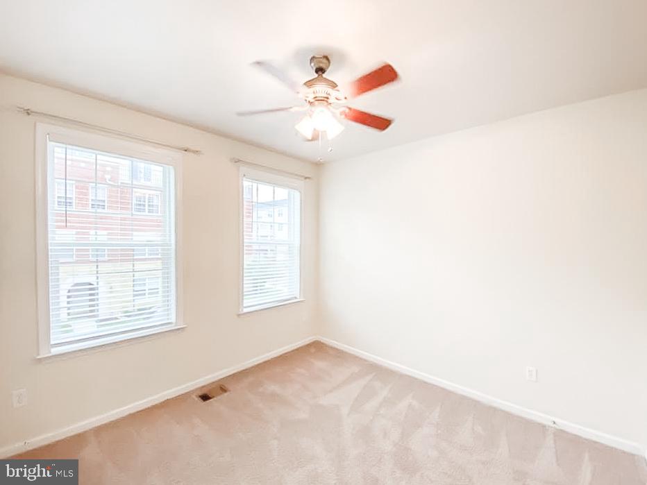 RESIDENCES AT BRAMBLETON - Residential Lease