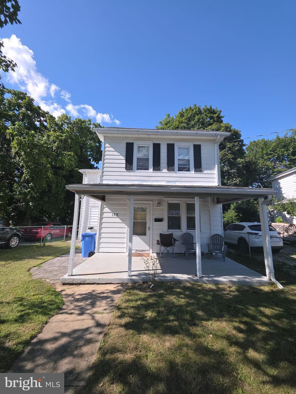 125 W CLAYTON AVENUE