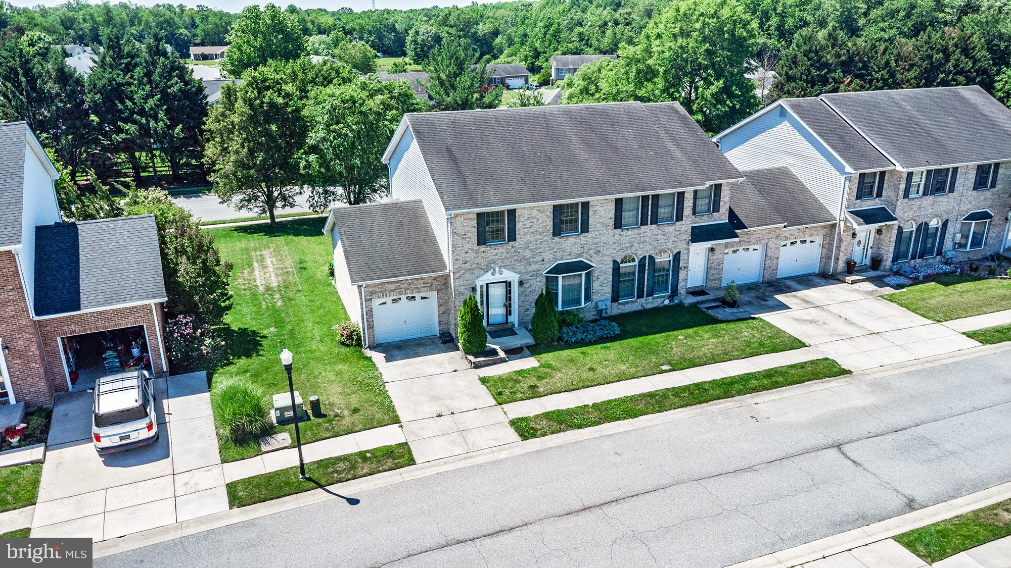 MANSION FARMS - Residential