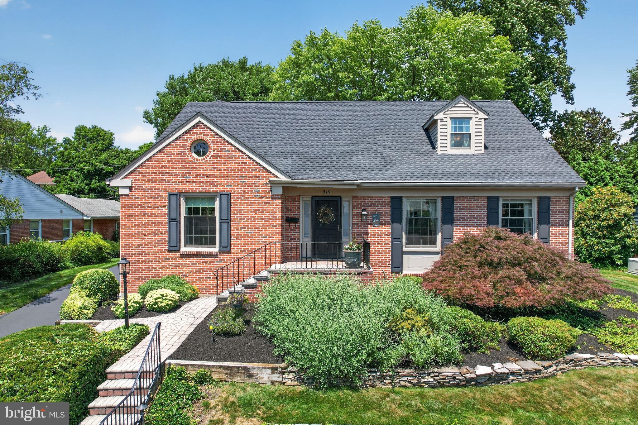 319 HAMPTON ROAD