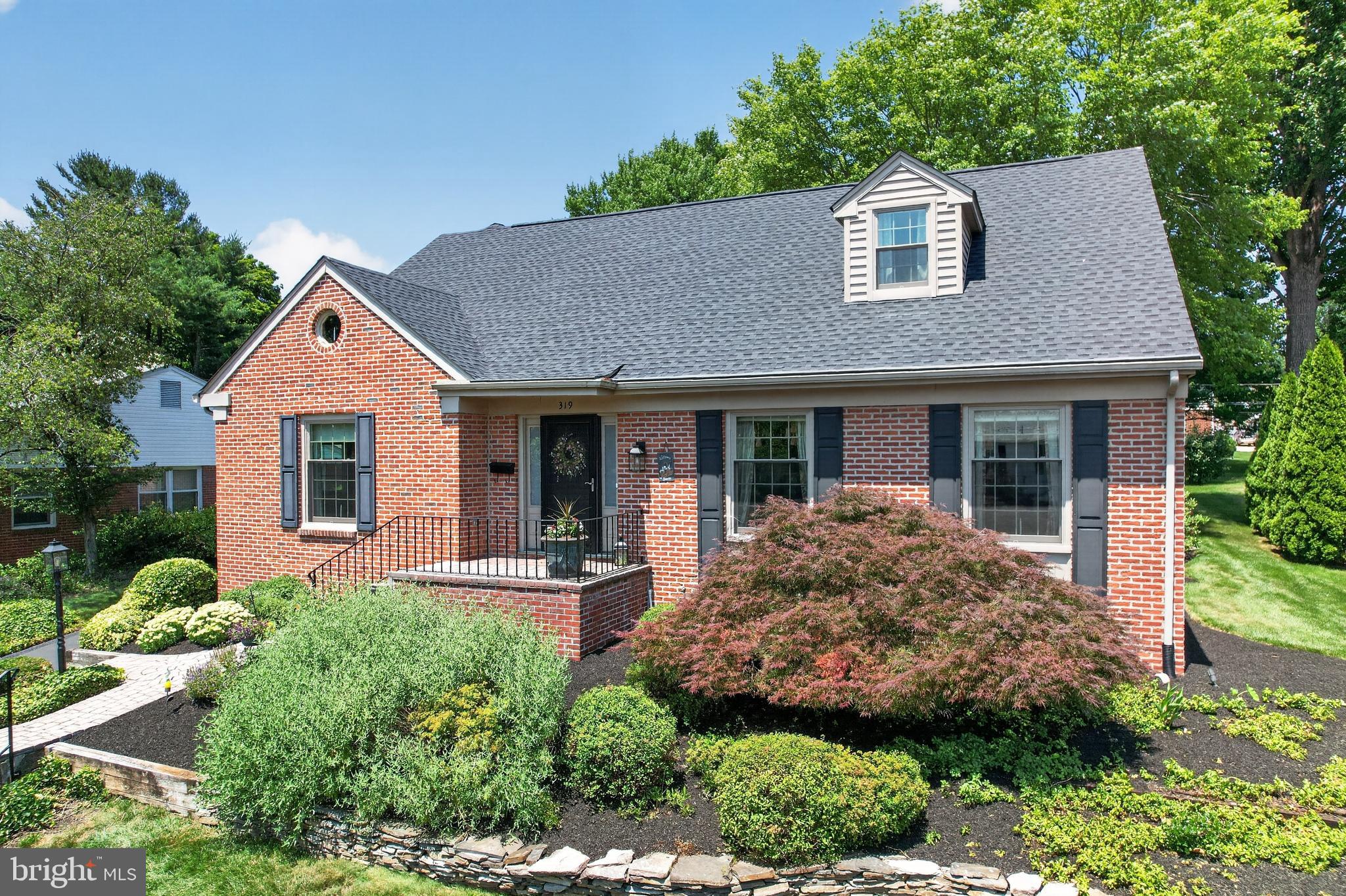 319 HAMPTON ROAD
