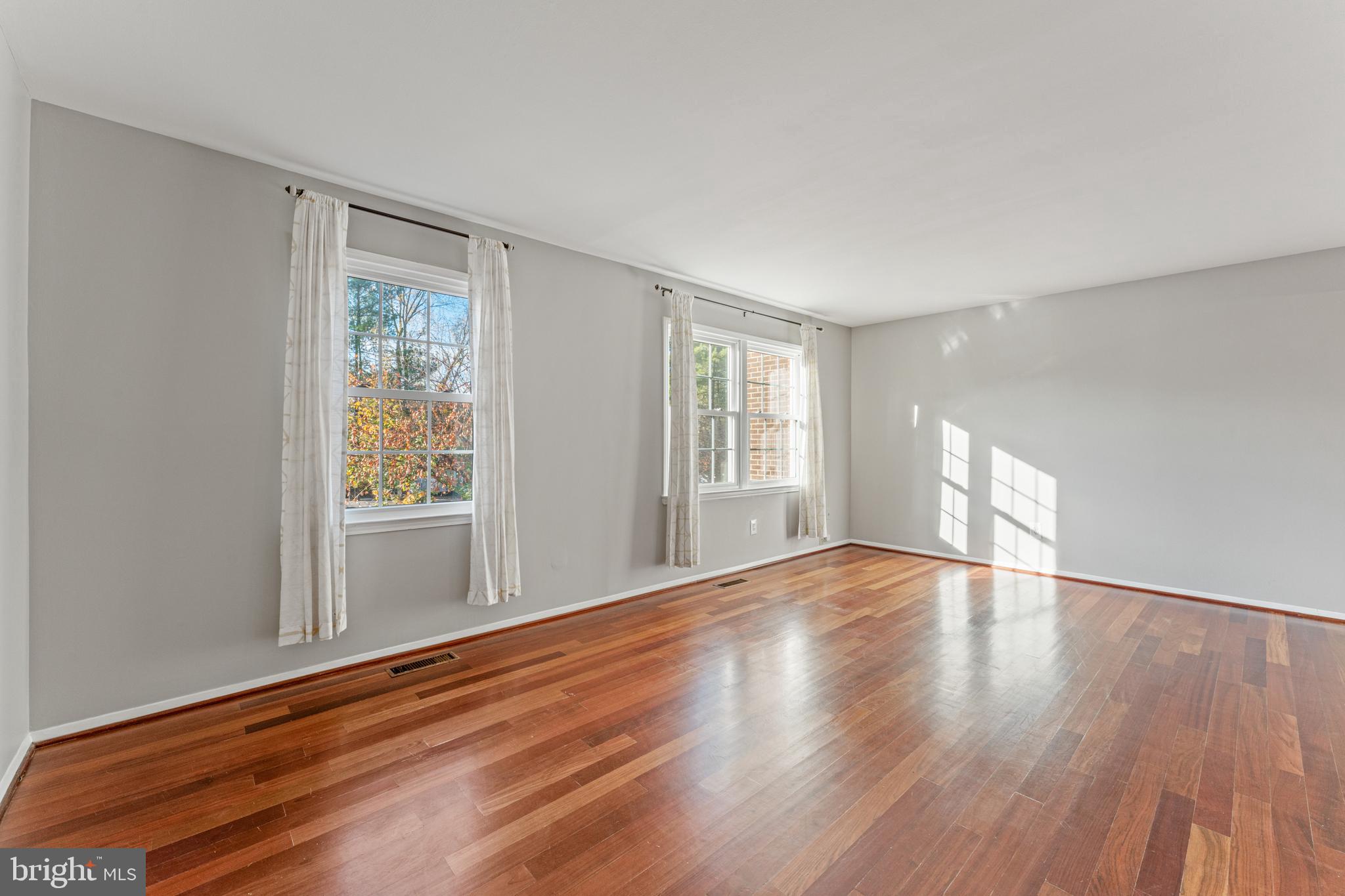 STRATHMEADE SQUARE - Residential Lease