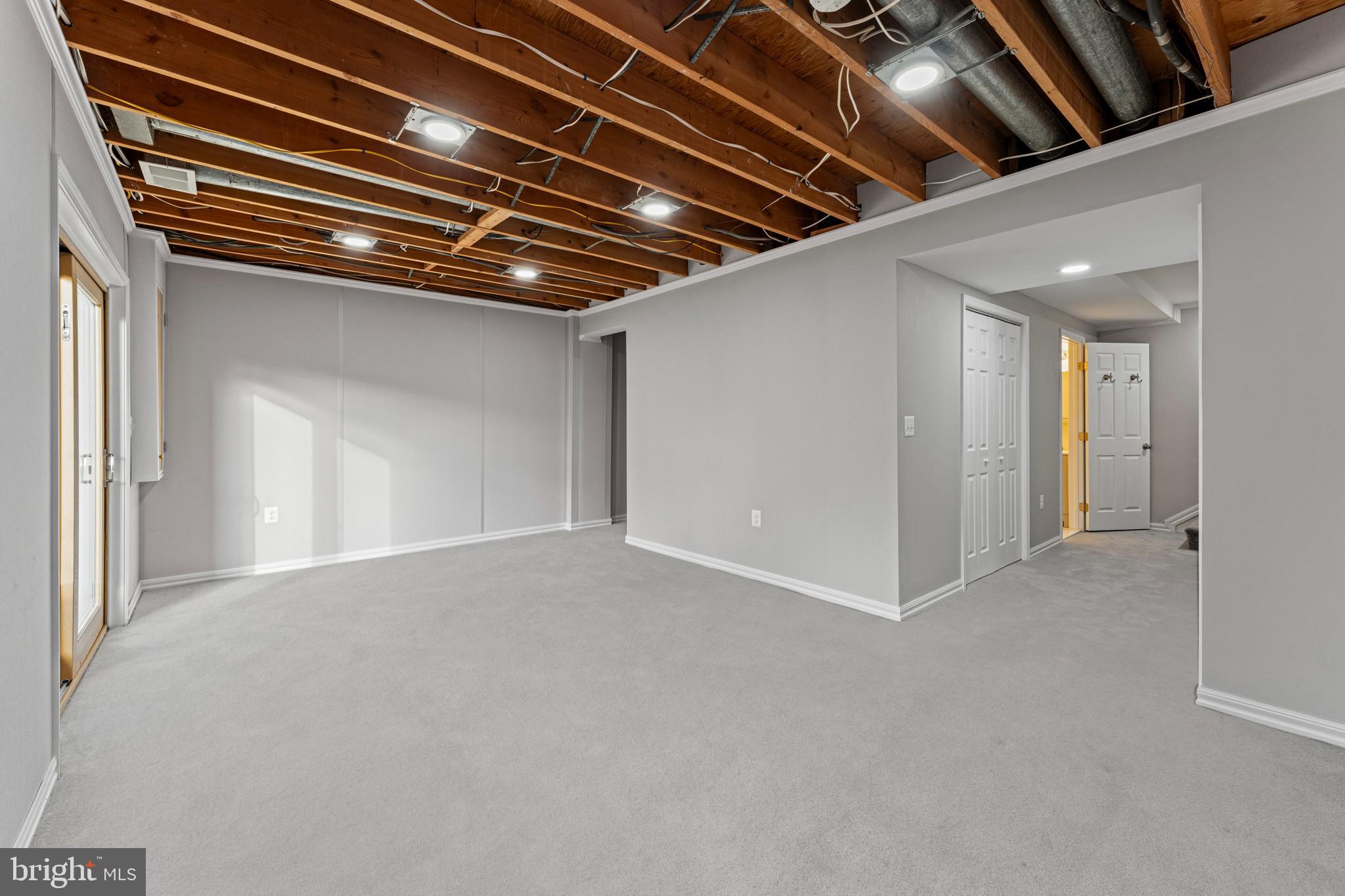 STRATHMEADE SQUARE - Residential Lease