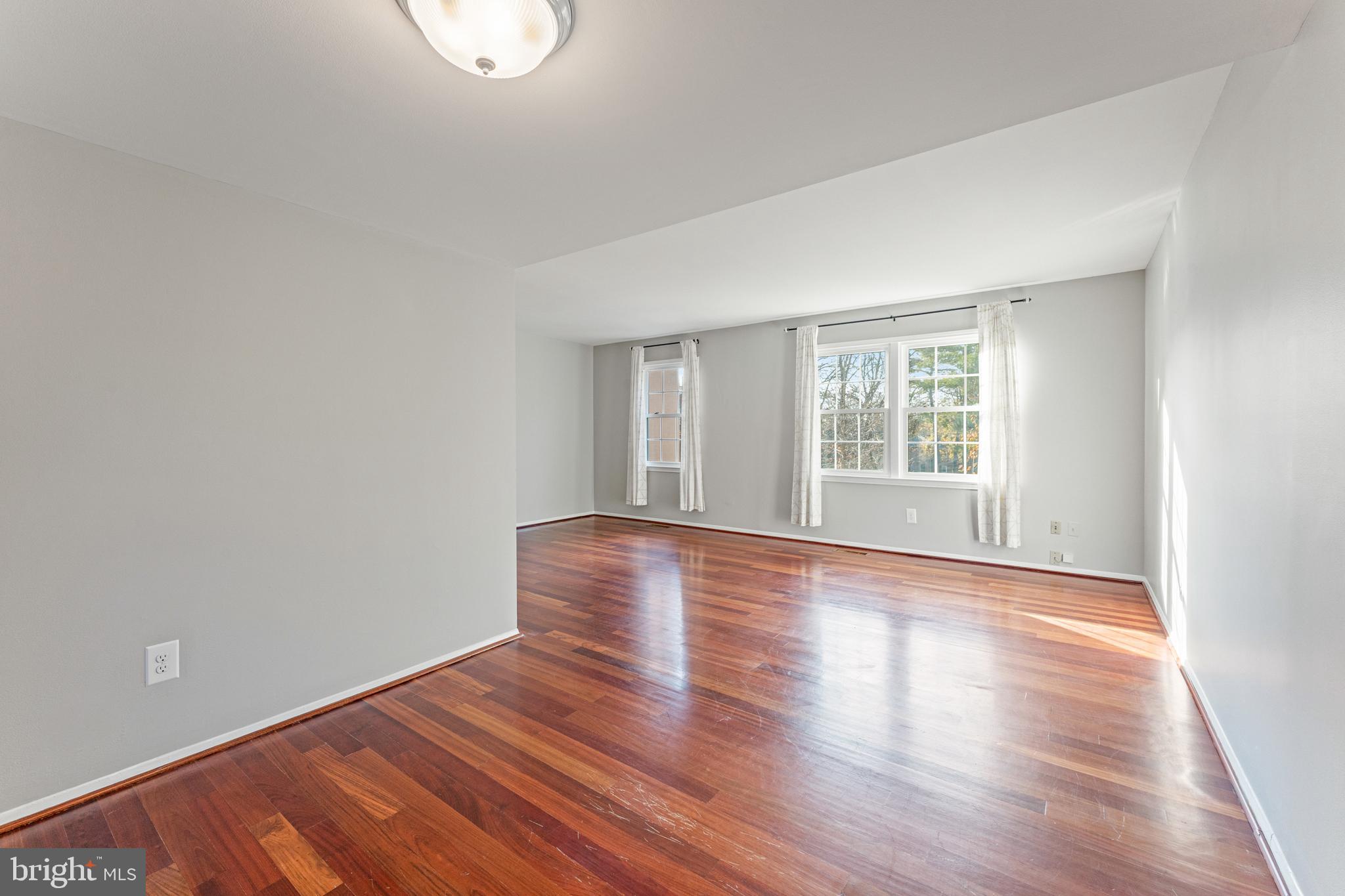 STRATHMEADE SQUARE - Residential Lease