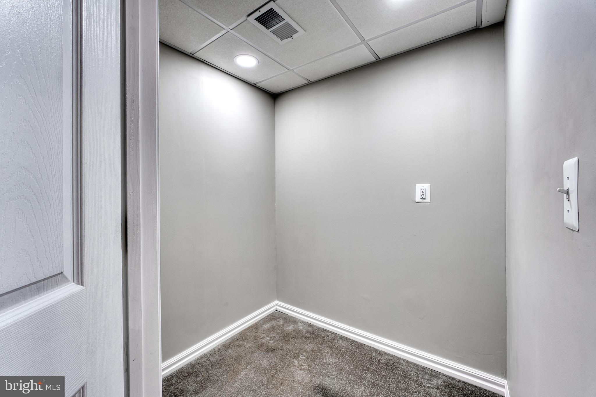 STRATHMEADE SQUARE - Residential Lease