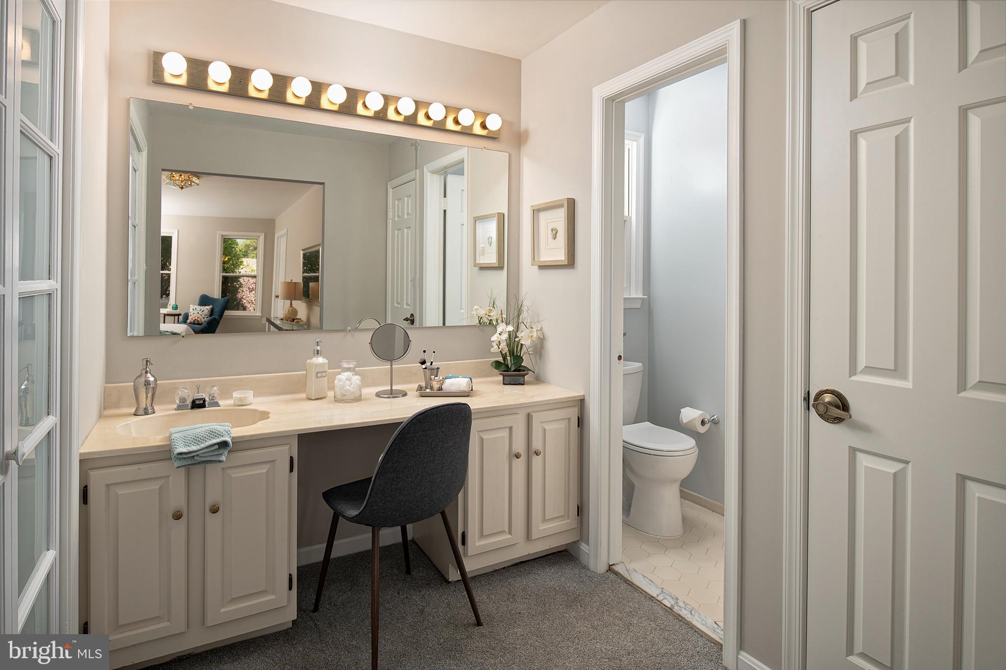 NAPLES MANOR - Residential