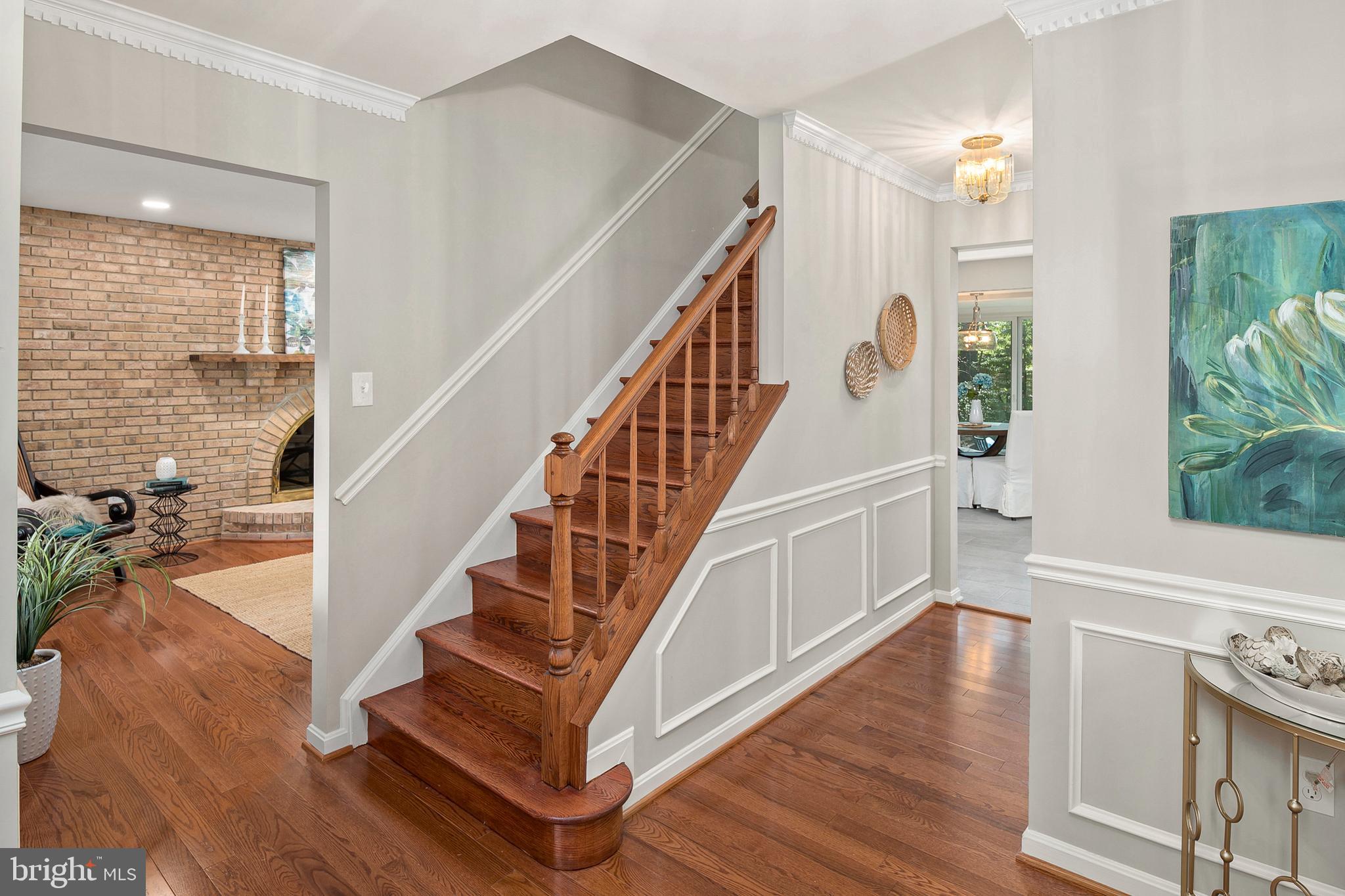 NAPLES MANOR - Residential