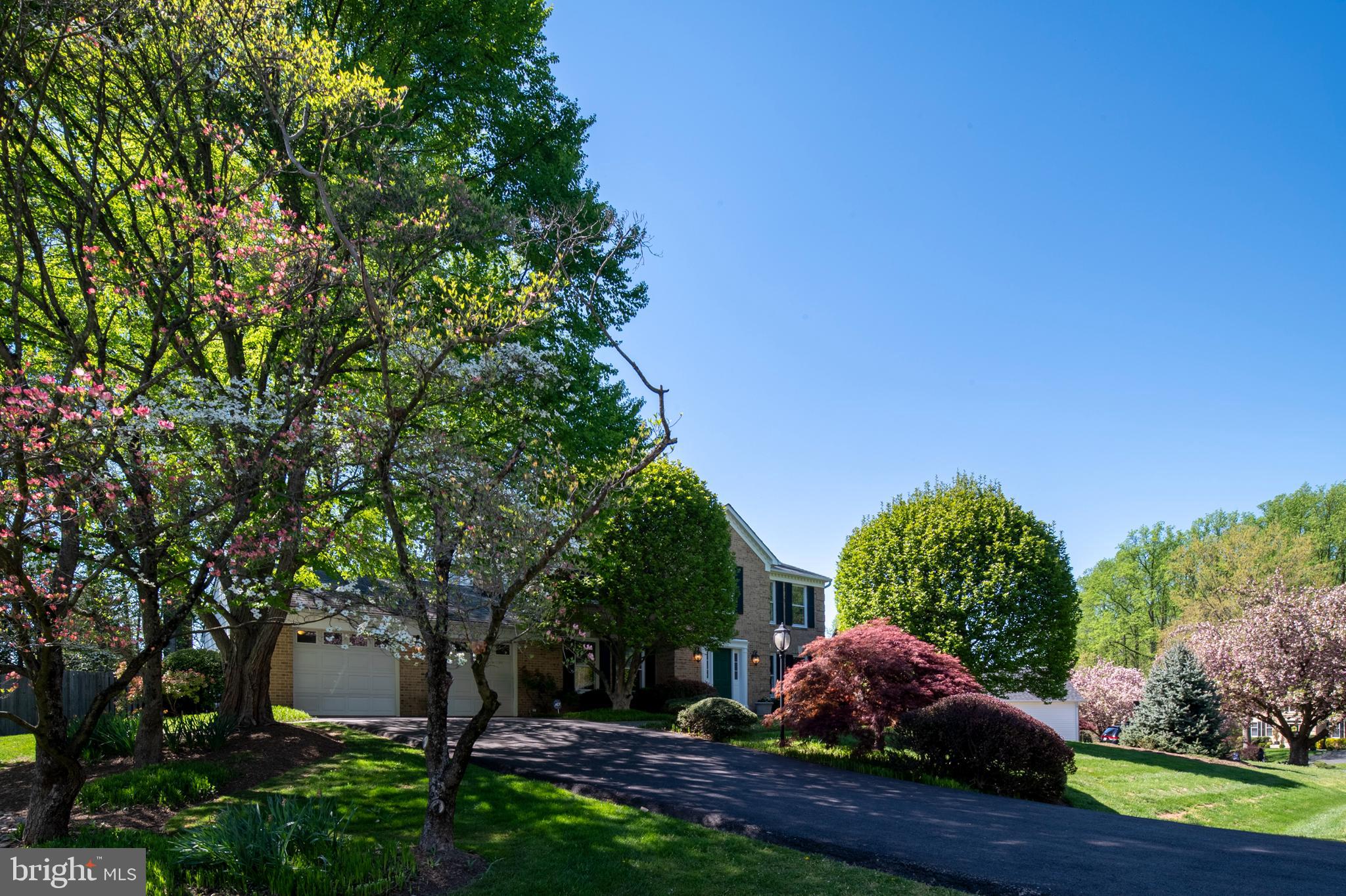 NAPLES MANOR - Residential