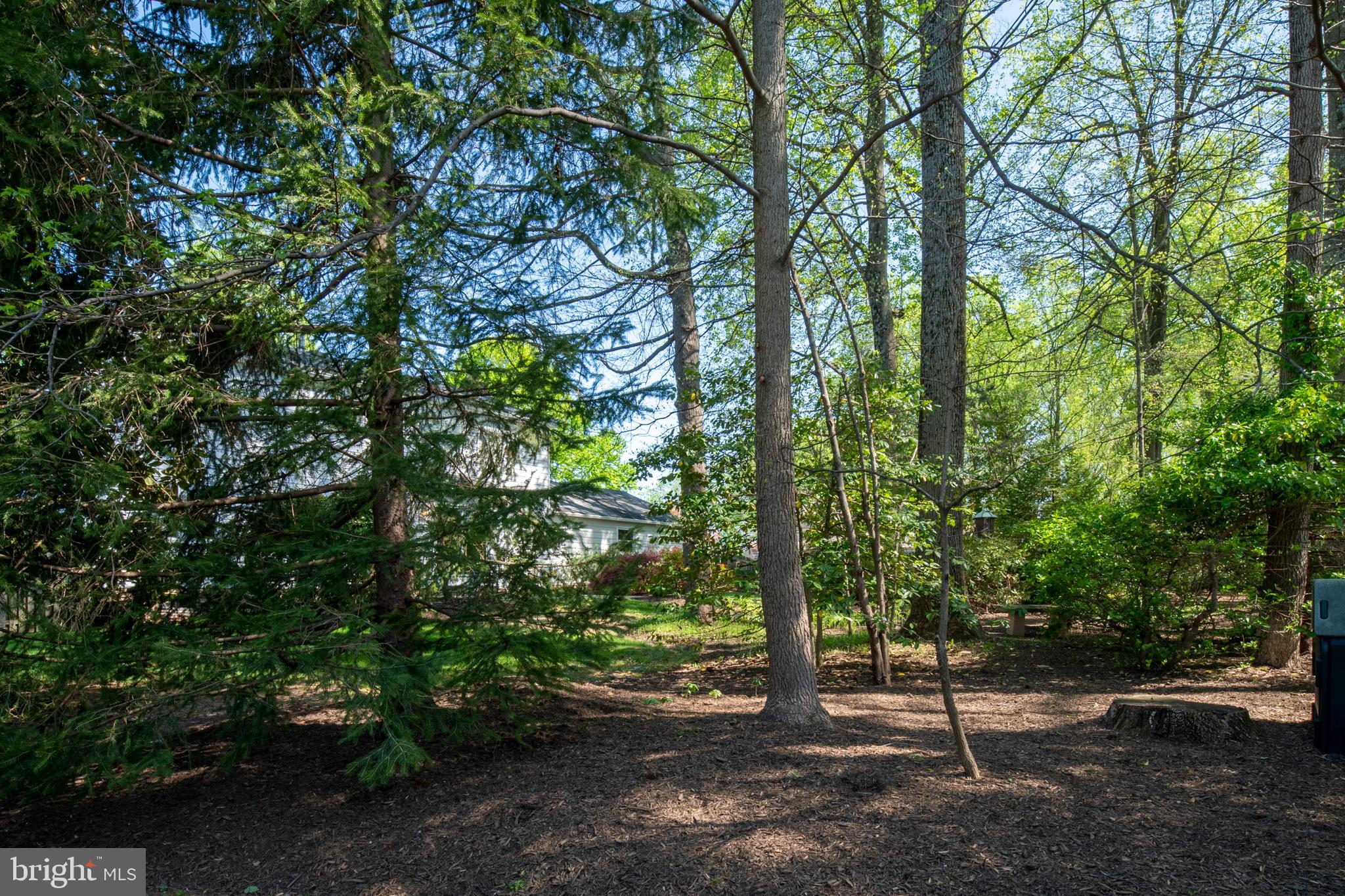 NAPLES MANOR - Residential