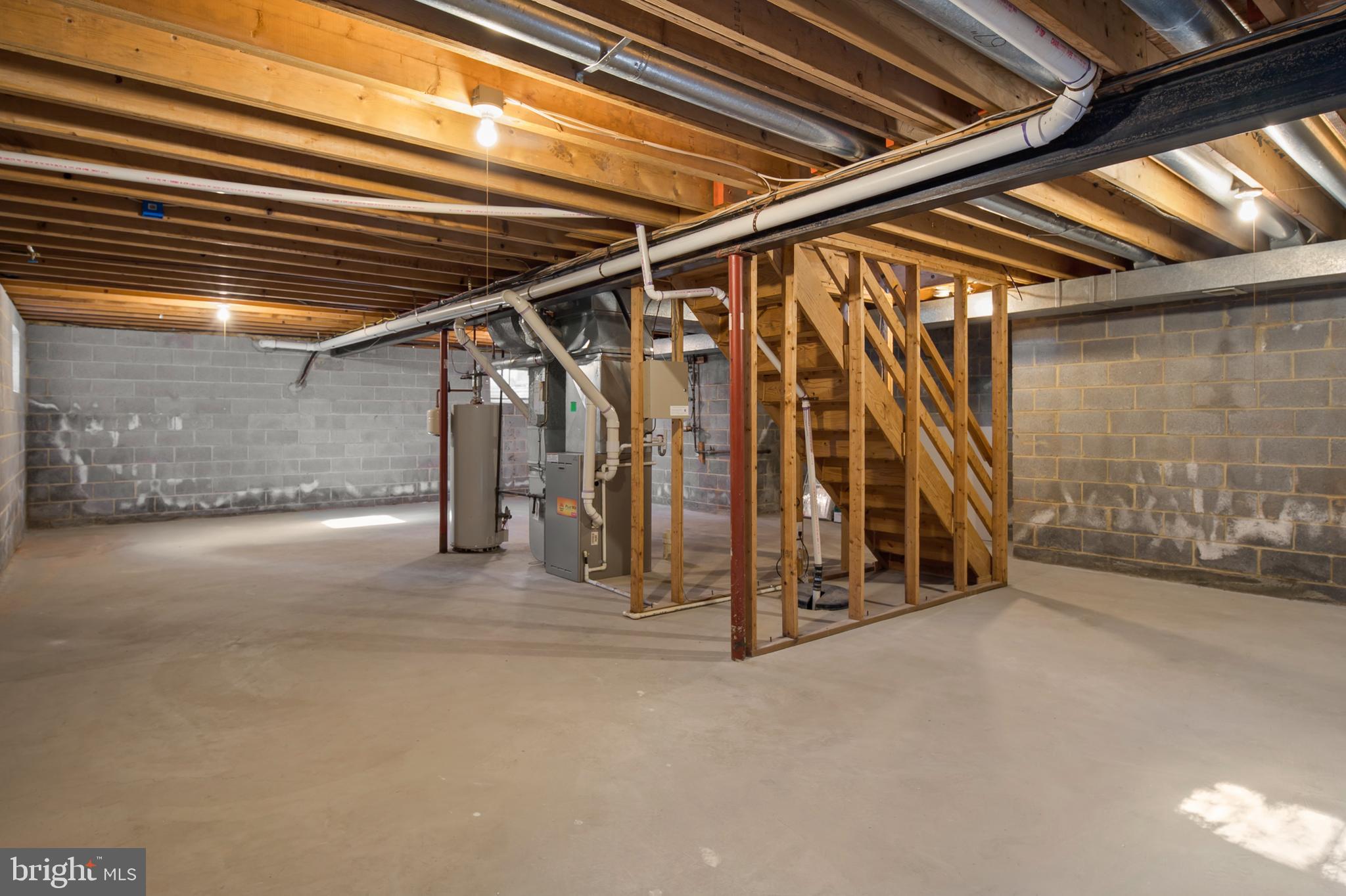 NAPLES MANOR - Residential