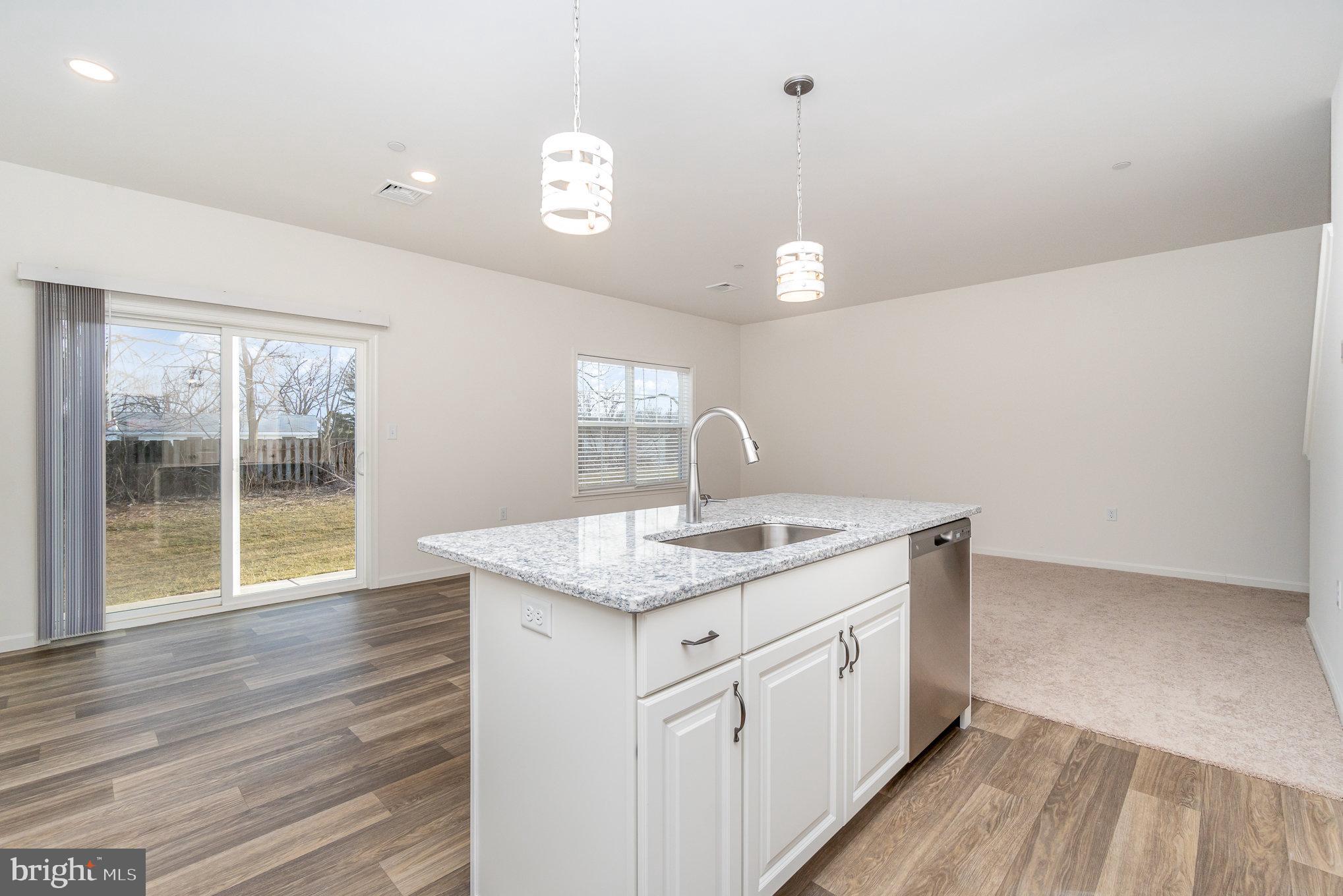 THE TOWNES AT BRIAR CREEK - Residential Lease