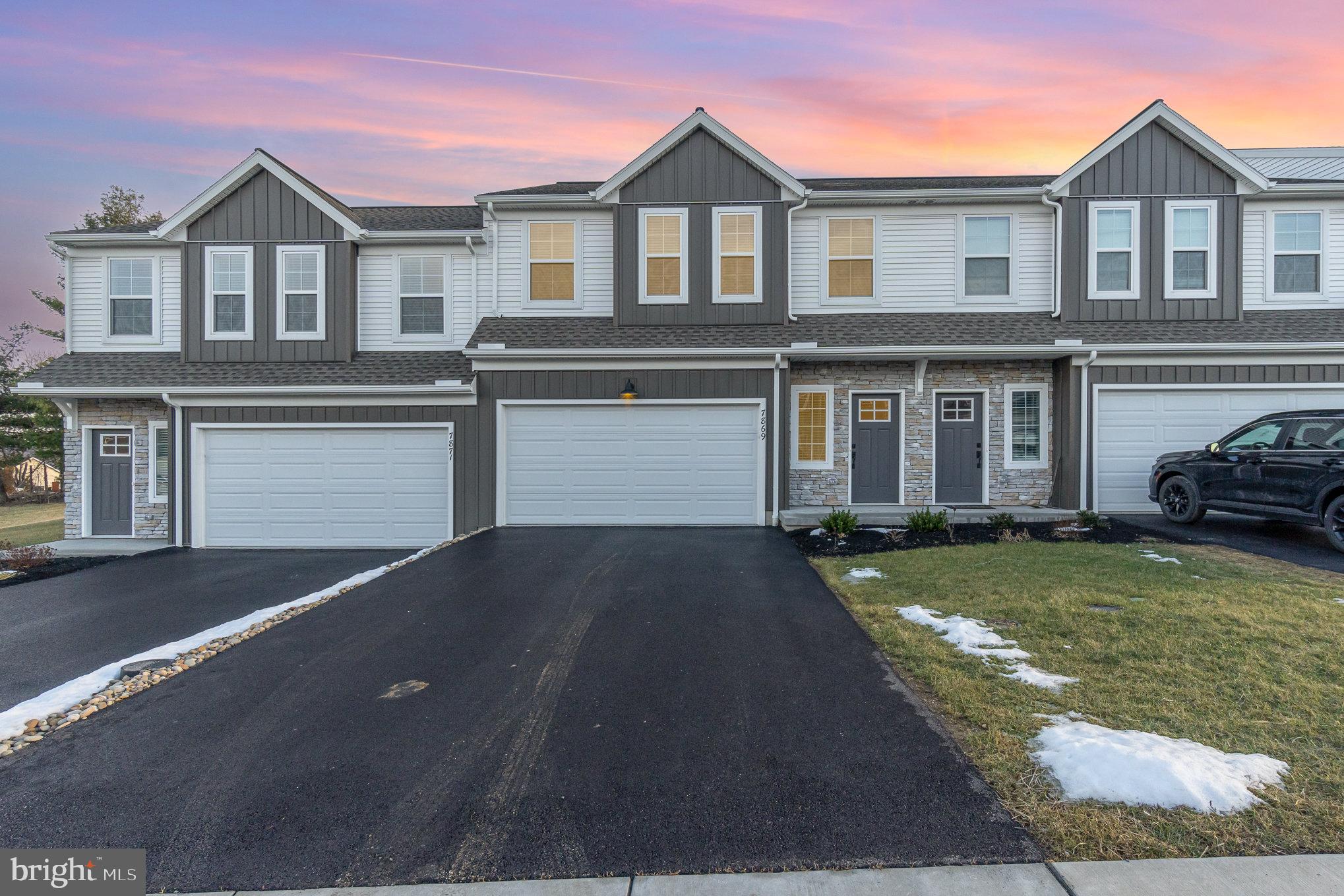 THE TOWNES AT BRIAR CREEK - Residential Lease