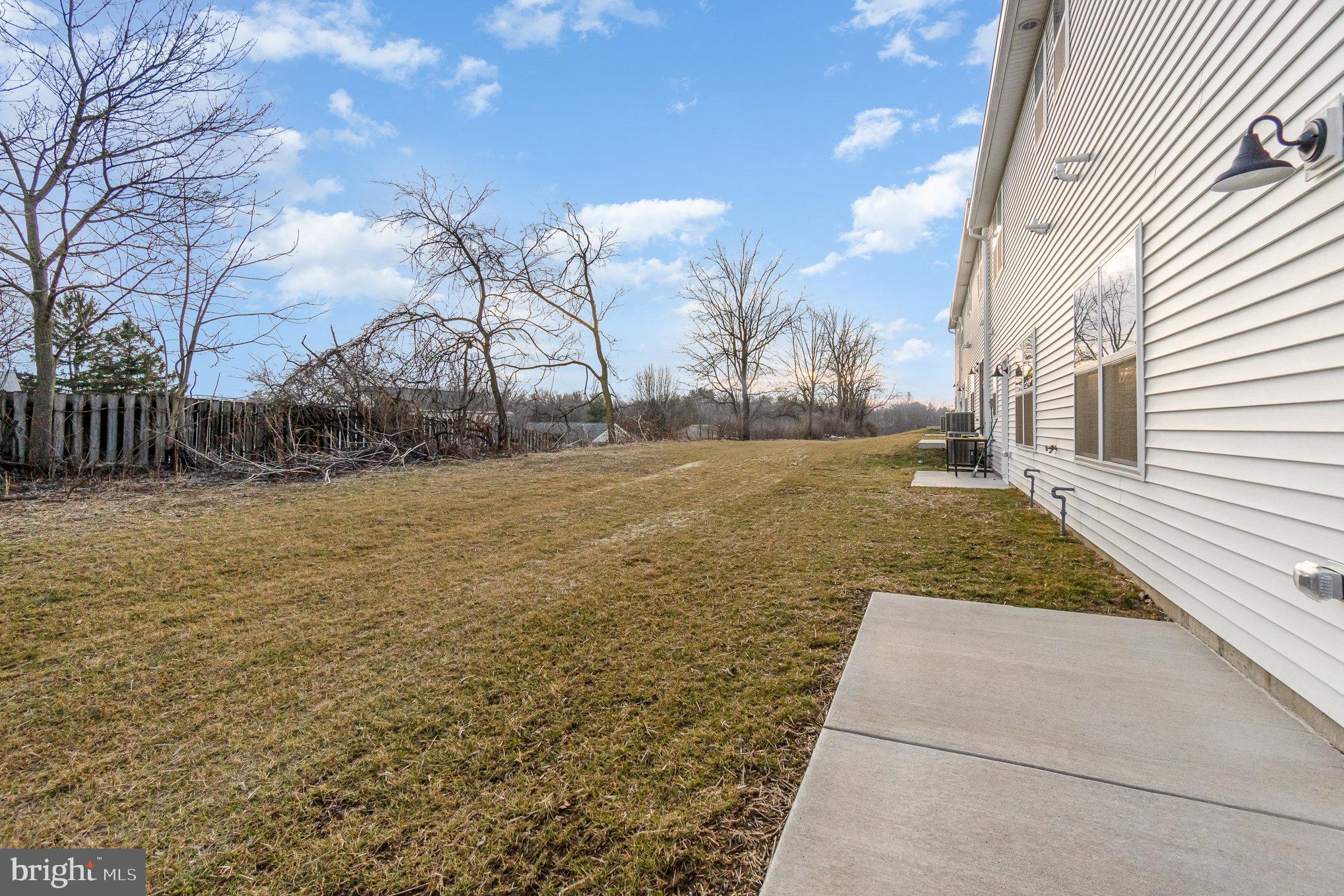 THE TOWNES AT BRIAR CREEK - Residential Lease