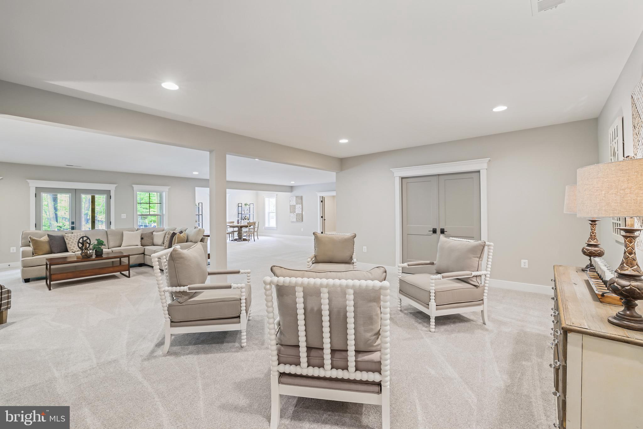 BRADDOCK WOODS - Residential